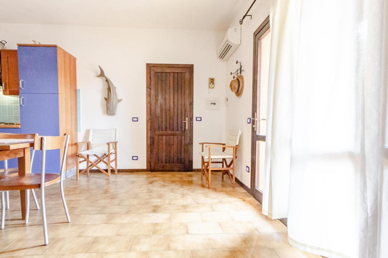 Relax Family House Al Mare Apartment Isola Rossa Exterior photo