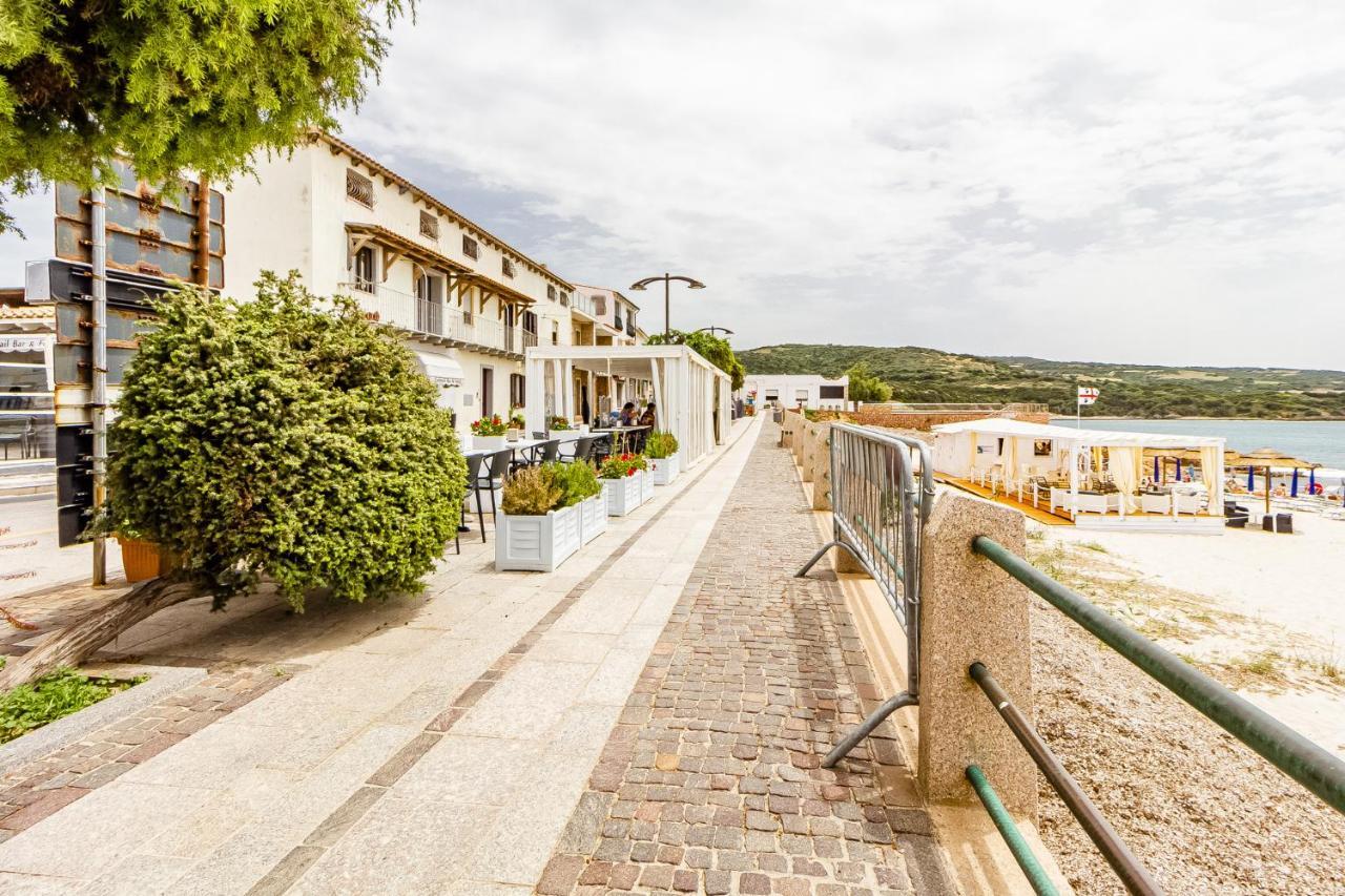 Relax Family House Al Mare Apartment Isola Rossa Exterior photo
